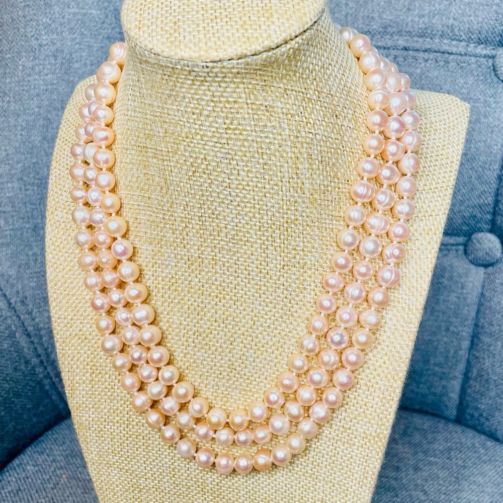 Pink Triple-Strand Freshwater Pearl Necklace w/ Magnetic Clasp - Picture 4 of 6